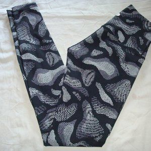 Lululemon Wunder Under Leggings Size 4